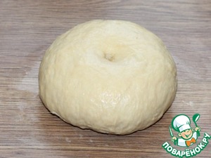 Слоёные лепёшки с луком и тунцом