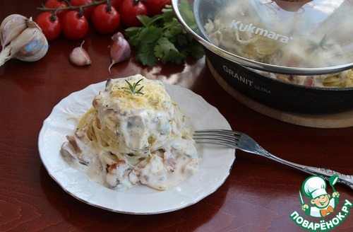 Феттучини с грибами и беконом