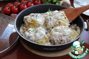Феттучини с грибами и беконом