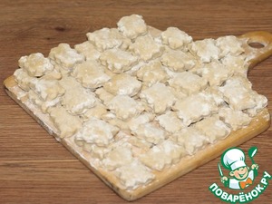 Галушки с курицей, грибами и луком