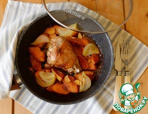 Голень индейки с айвой