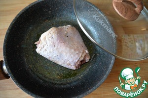 Голень индейки с айвой