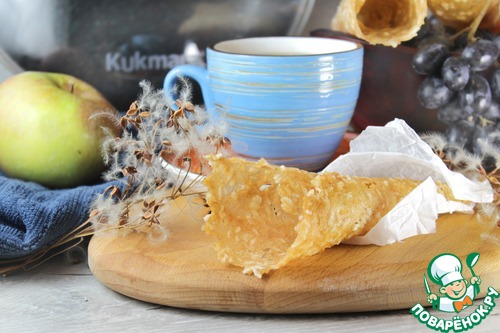 Яблочная пастила с кокосовой стружкой на сковороде