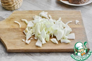 Капуста жареная с солёными груздями