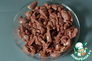 Куриные сердечки в сливочно-овощном соусе Куриные сердечки в сливочно-овощном соусе