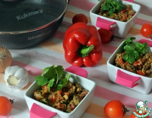 Куриные сердечки в сливочно-овощном соусе Куриные сердечки в сливочно-овощном соусе