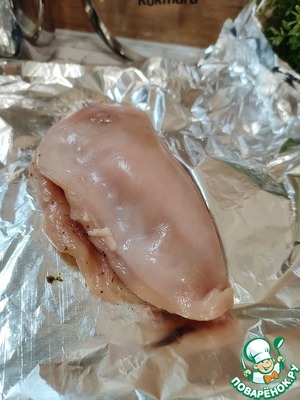 Куриный рулет: два варианта начинки Куриный рулет: два варианта начинки