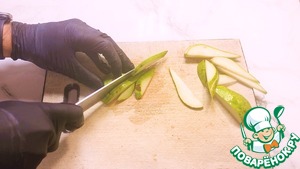 Куриный рулет с грушей