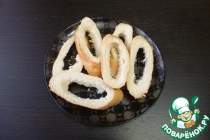 Омлет в батоне на завтрак