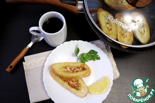 Омлет в батоне на завтрак