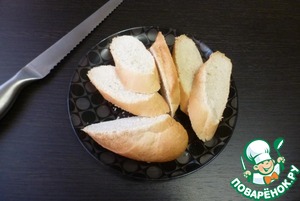 Омлет в батоне на завтрак