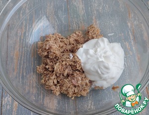 Овощи запеченые с консервированным тунцом