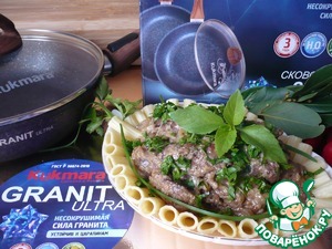 Печень куриная в сливочно-луковом соусе