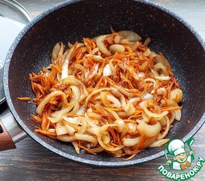 Пельменные рулетики с мясом и овощами