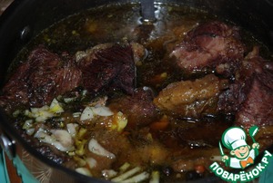 Пьяная говядина в сливах