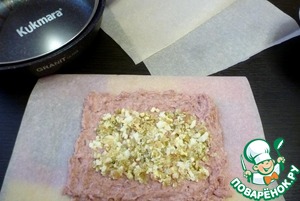 Рулеты с начинкой на сковороде в пергаменте