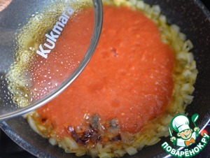Рыбные котлеты в винно-томатном соусе Рыбные котлеты в винно-томатном соусе