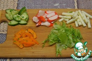 Салат с крабовыми палочками Салат с крабовыми палочками