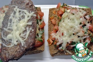 Сэндвич с говядиной и помидорной сальсой