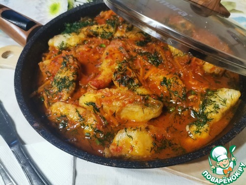 Судак в томате с овощами