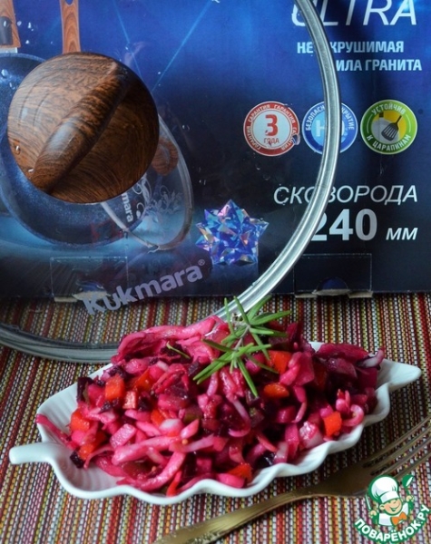 Винегрет с жареными кальмарами