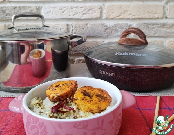 Жареные вареные яйца со специями