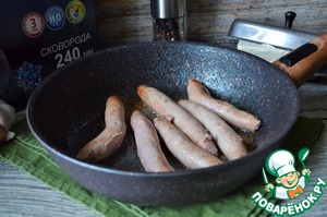 Жареный картофель с колбасками