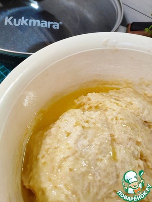 Пончики с джемом и лимонной глазурью