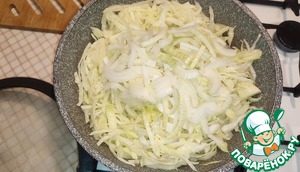 Рулет с капустой и сосисками Рулет с капустой и сосисками