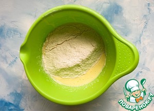 Капкейки с начинкой, украшенные кремом Капкейки с начинкой, украшенные кремом