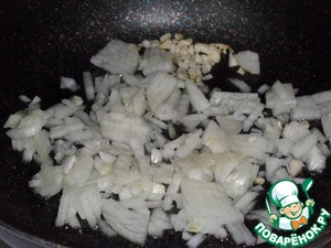 Слойки "Завитушки" с курицей и грибами Слойки "Завитушки" с курицей и грибами