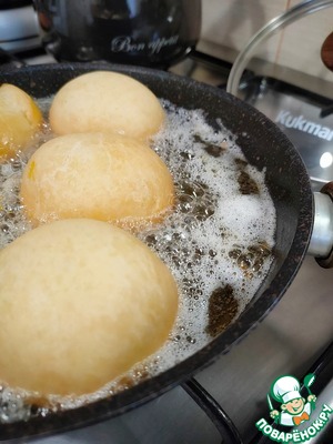 Пончики с джемом и лимонной глазурью