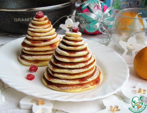 Творожно-цитрусовые панкейки "Ёлочки" Творожно-цитрусовые панкейки "Ёлочки"
