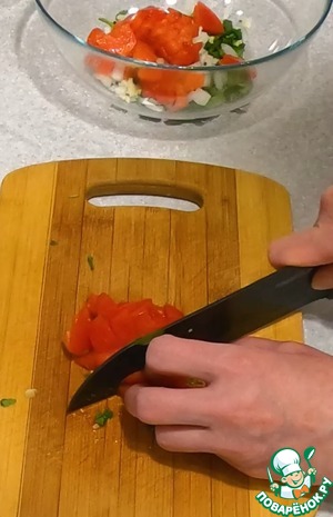 Армянский салат с оливками "Базркани"