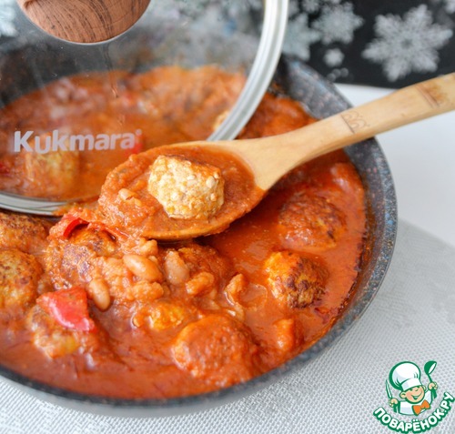 Чили с мясными фрикадельками