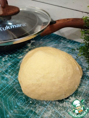 Пончики с джемом и лимонной глазурью