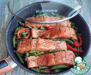 Форель запечённая со стручковой фасолью Форель запечённая со стручковой фасолью