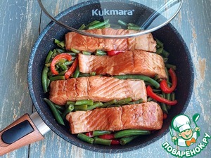 Форель запечённая со стручковой фасолью Форель запечённая со стручковой фасолью