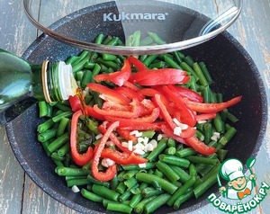 Форель запечённая со стручковой фасолью Форель запечённая со стручковой фасолью