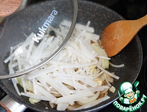 Фунчоза со свининой по-китайски Фунчоза со свининой по-китайски