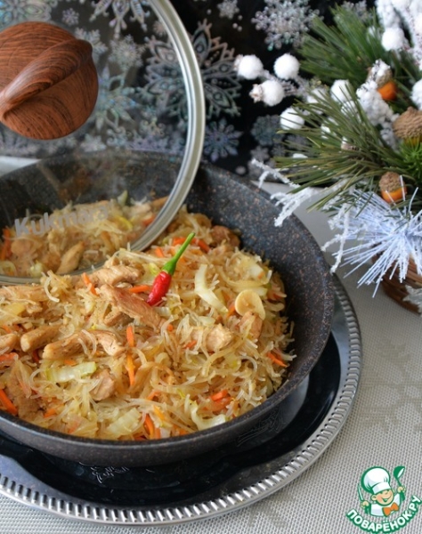 Фунчоза со свининой по-китайски Фунчоза со свининой по-китайски