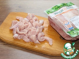 Индейка со сладким перцем и шпинатом Индейка со сладким перцем и шпинатом