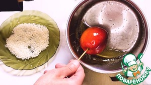 Яблоки в карамели Яблоки в карамели