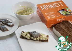 Яичная закуска с хлебцами Яичная закуска с хлебцами