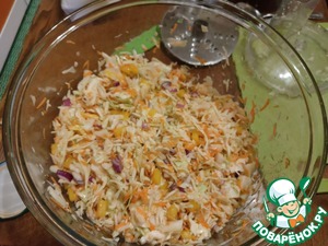 Капустный салат с перцем, луком, морковью Капустный салат с перцем, луком, морковью