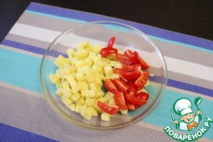 Картофельный салат с черри и копчеными колбасками Картофельный салат с черри и копчеными колбасками
