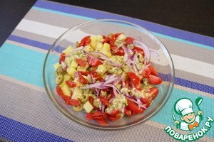 Картофельный салат с черри и копчеными колбасками Картофельный салат с черри и копчеными колбасками