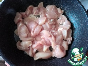 Курица с рисовой лапшой и овощами Курица с рисовой лапшой и овощами