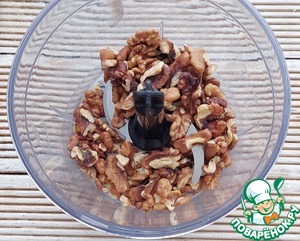 Куриное филе в сливочно-ореховом соусе