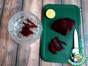 Лёгкий свекольный салат с ветчиной Лёгкий свекольный салат с ветчиной